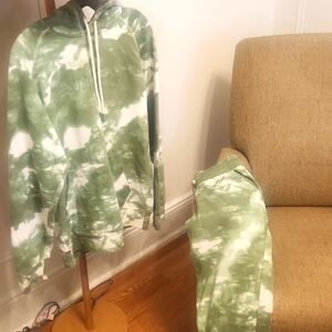 True Religion Men classic logo joggers and hoodie set